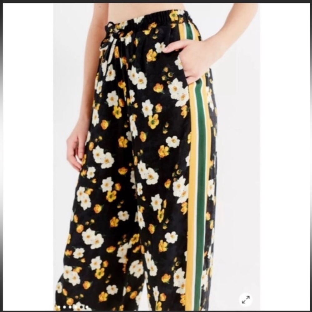 Urban Outfitters by free people Side Striped Satin flower wide leg Track Pants - Picture 3 of 10